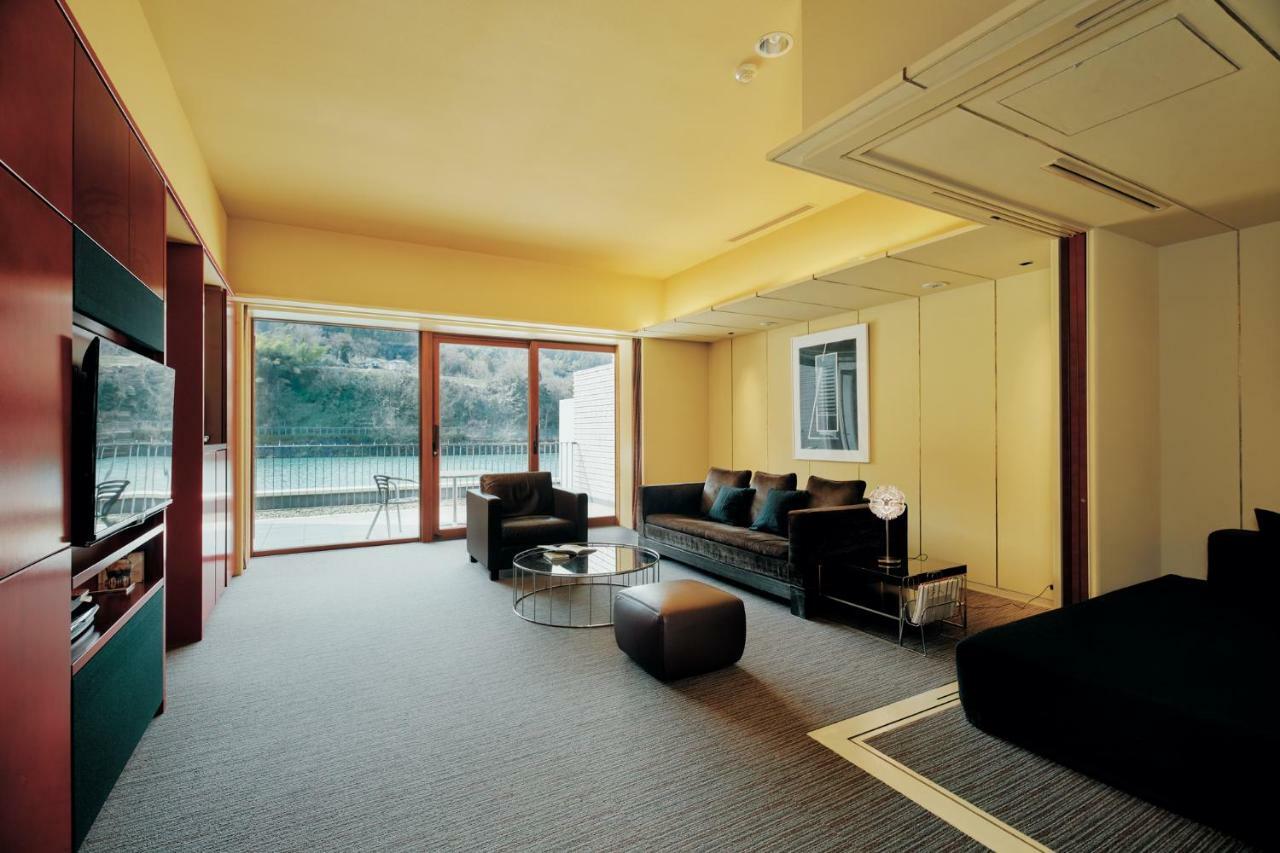 River Retreat Garaku Toyama Phòng bức ảnh